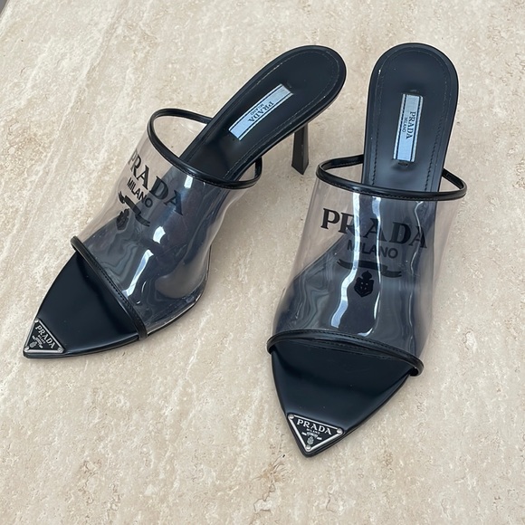 Prada heels - Picture 2 of 11